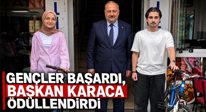 Gençler Başardı, Başkan Karaca Ödüllendirdi