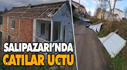 Salıpazarı’nda Çatılar Uçtu