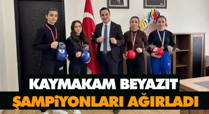 Kaymakam Beyazıt Şampiyonları Ağırladı