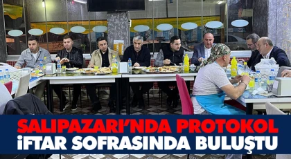 Salıpazarı’nda Protokol İftar Sofrasında Buluştu