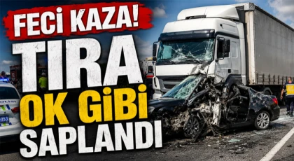 Feci Kaza! Tıra Ok Gibi Saplandı