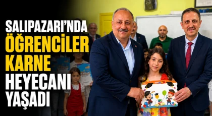 Salıpazarı'nda Öğrenciler Karne Heyecanı Yaşadı